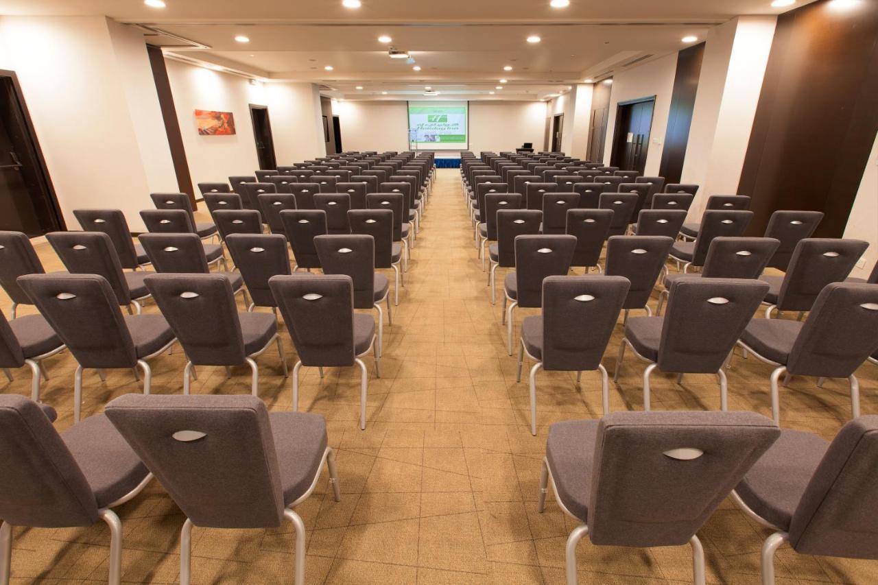 Holiday Inn Muscat Alseeb By Ihg Екстериор снимка